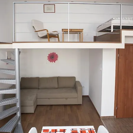 Cute Downtown Apartment Budapest