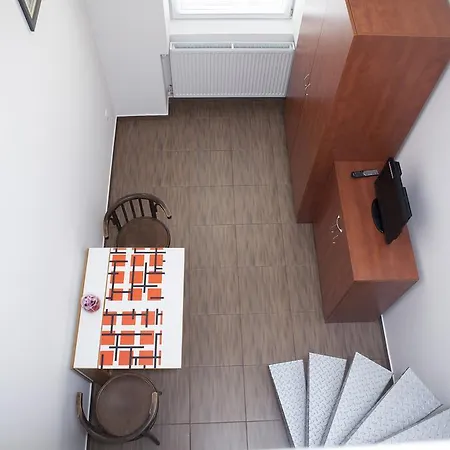 Cute Downtown Apartment *