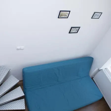 Cute Downtown Apartment *